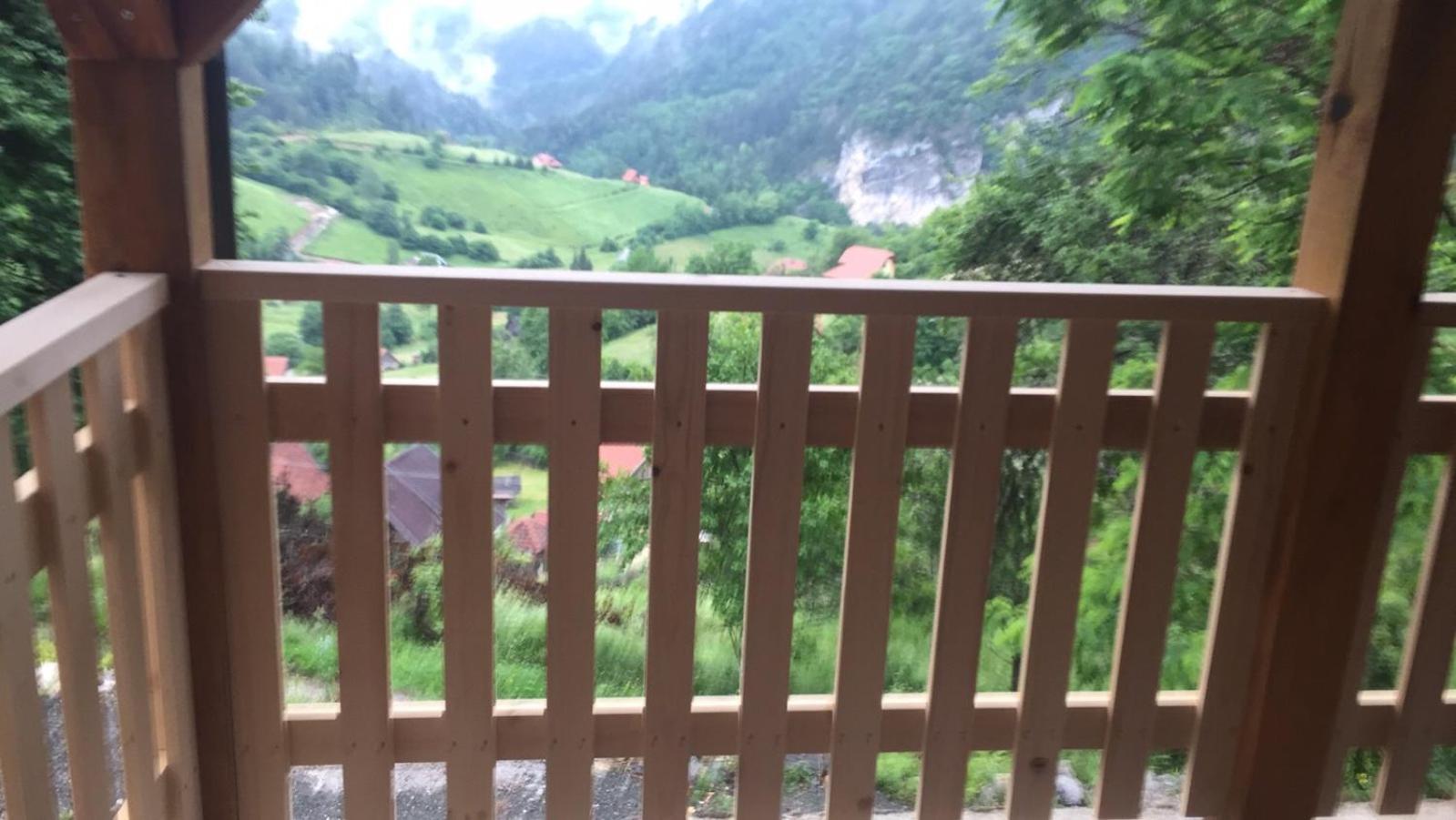Ljubav Stara Zaovine Hotel Lazici Eksteriør billede