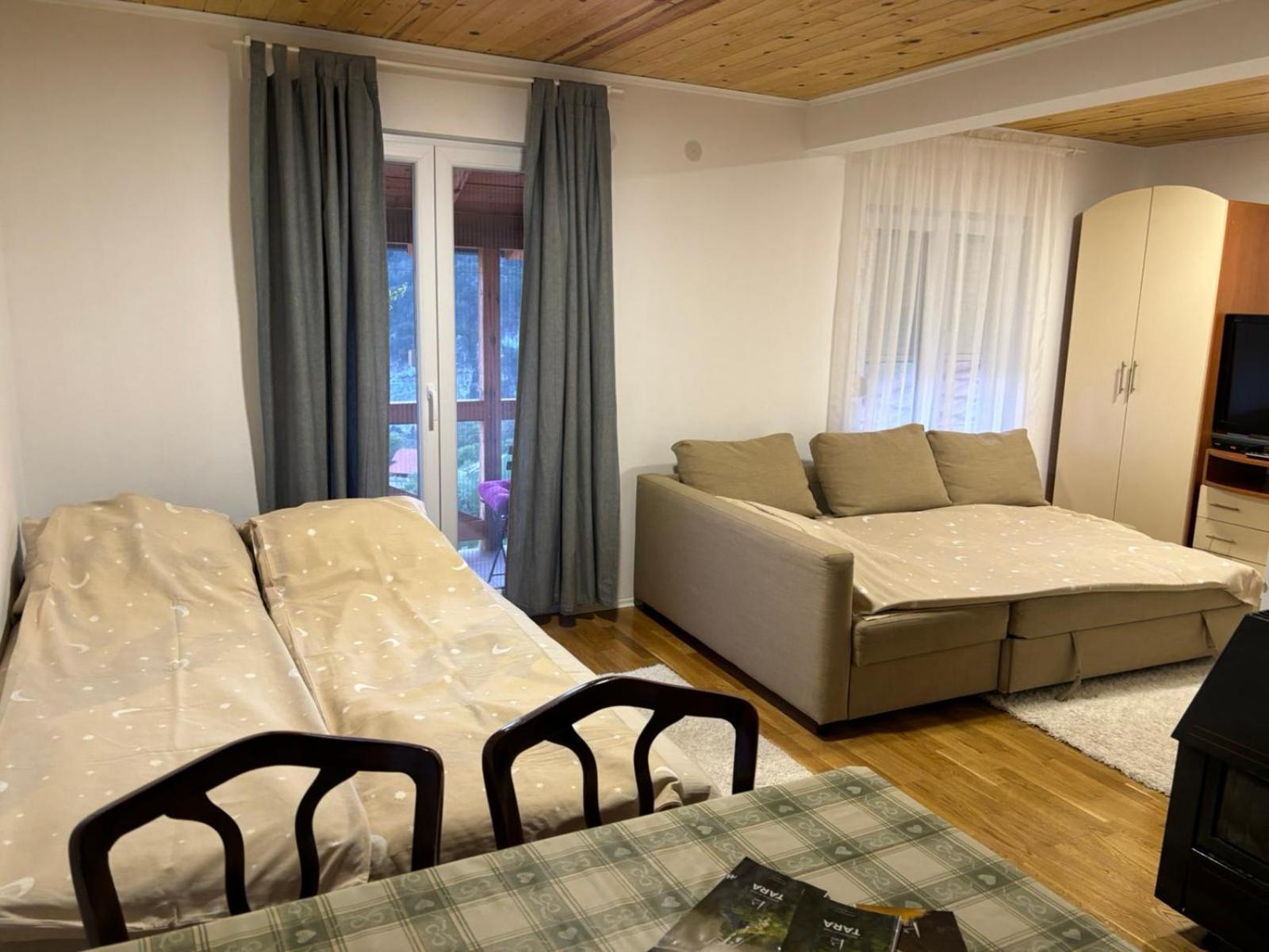 Ljubav Stara Zaovine Hotel Lazici Eksteriør billede